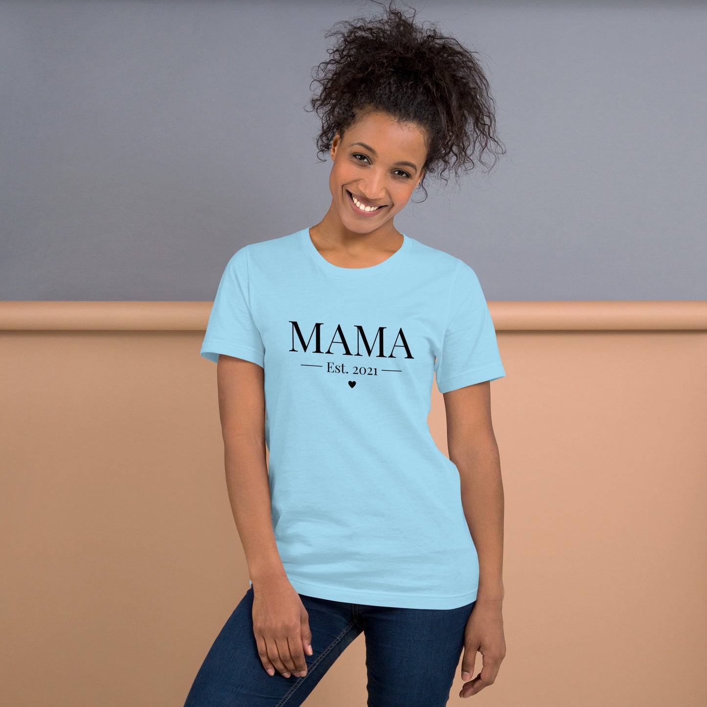 Mama Est. 2021 T-shirt